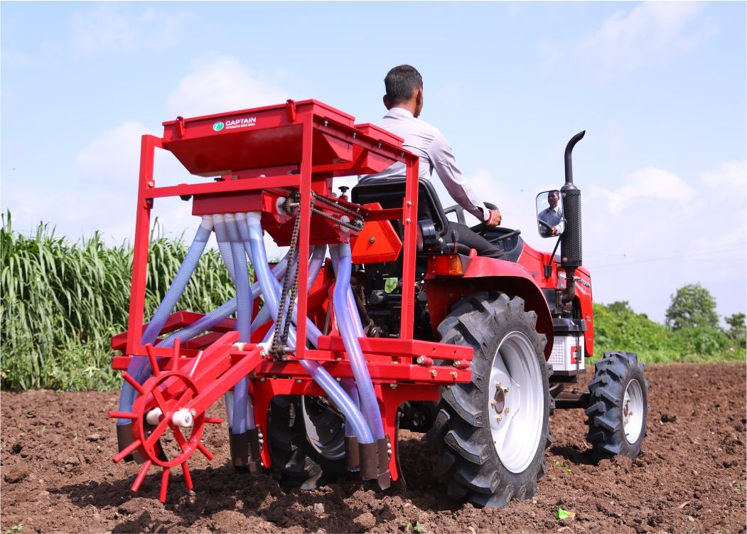 Mechanical seed drill_c9d784e2-859d-482c-9042-7daf73f4ab67.jpg