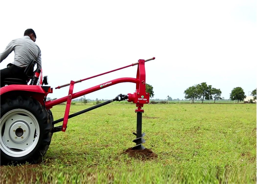 post hole digger_2159dec2-e5eb-444d-b80d-429239d1b140.jpg