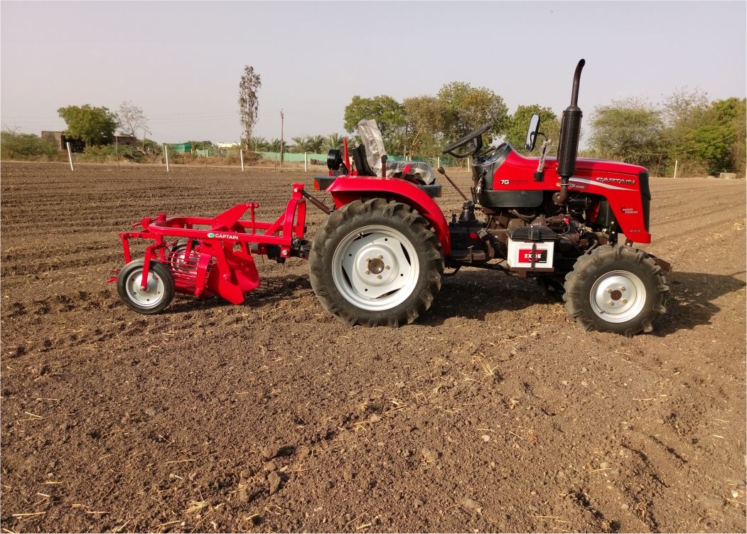 potato digger_68731002-baa4-40b0-98ab-25da5a0fbc5e.jpg